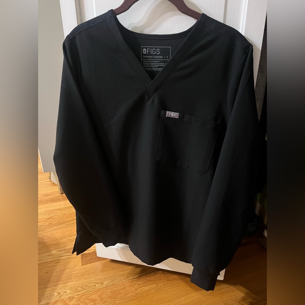 Figs Catalina long sleeve scrub top size S black
